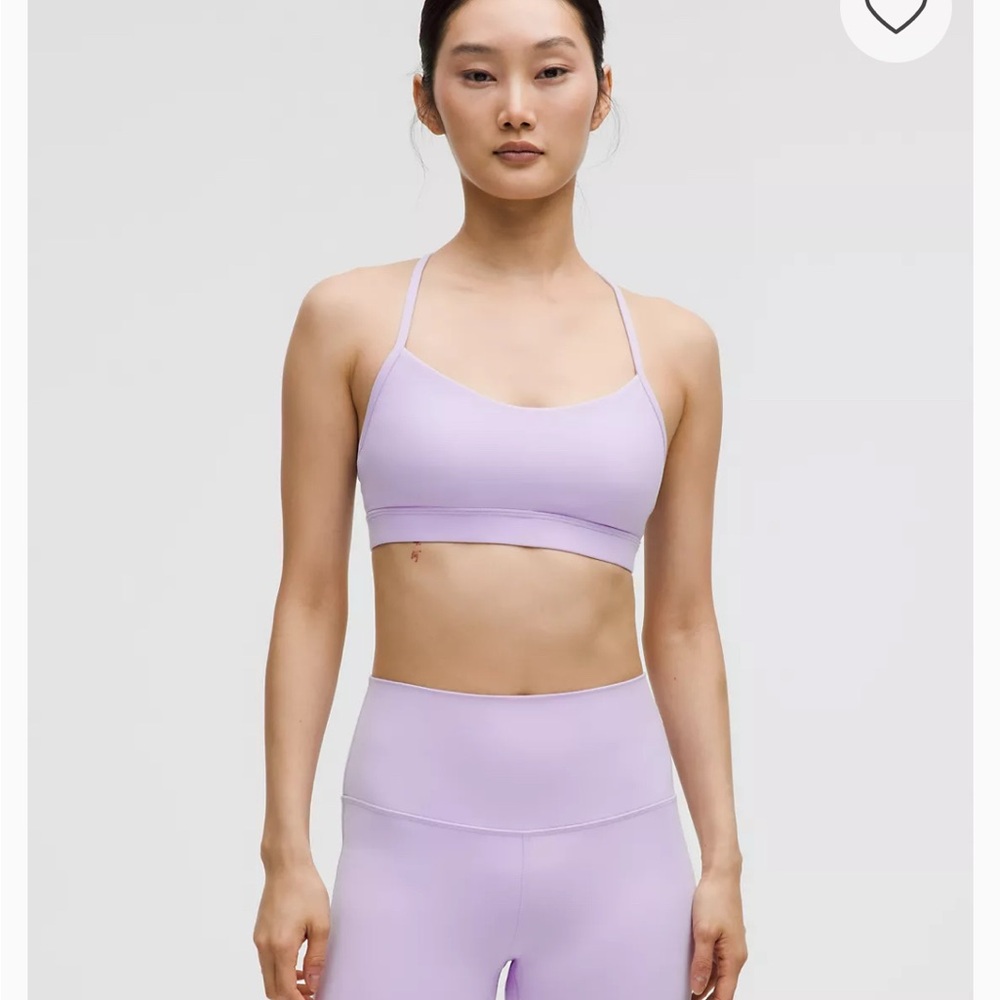 Lululemon Flow Y Bra Nulu
Light Support, A–C Cups